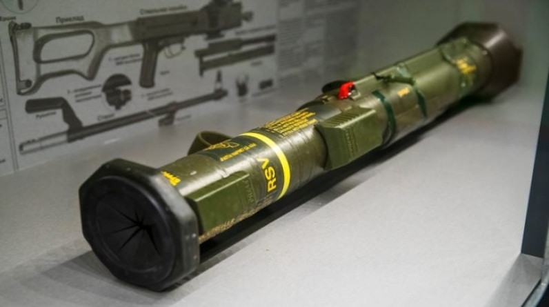 الجيش الفرنسي يشتري آلاف الصواريخ المضادة للدبابات من شركة سويدية
